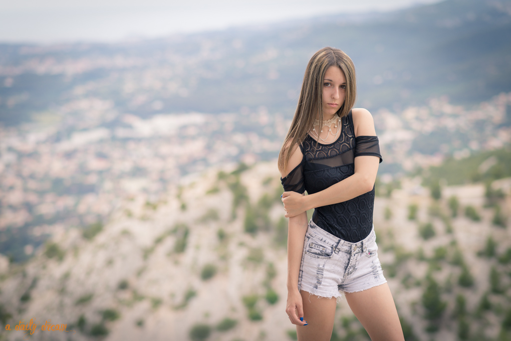 Shooting portrait avec Lucy sur les hauteurs du mont Faron, près de Toulon.
